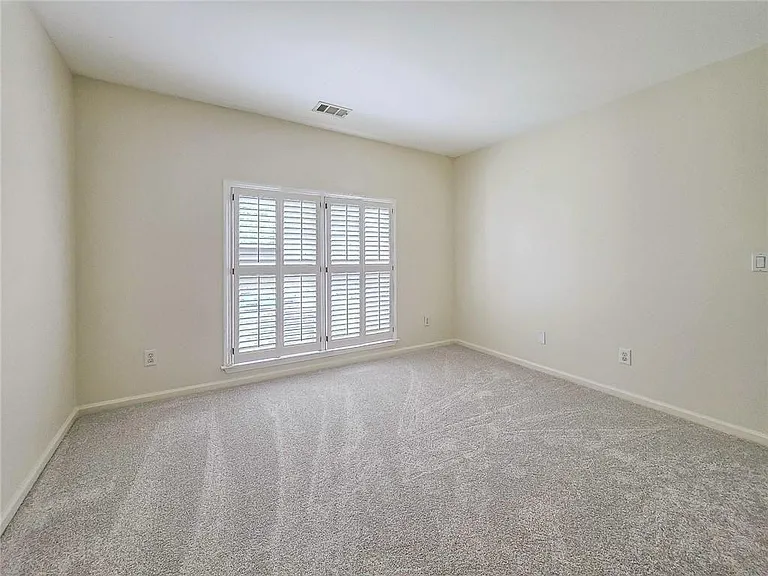 2502 Oak Hill Overlook — Photo 26