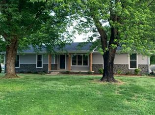 711 3rd St, Lawrenceburg, TN 38464