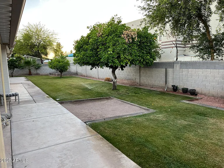 4614 S Kachina Dr — Photo 33