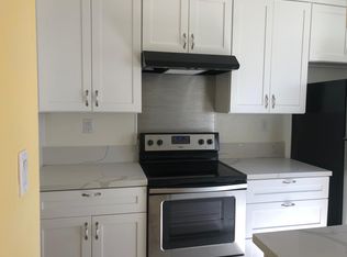 1142 Mission Ave APT C, San Rafael, CA 94901