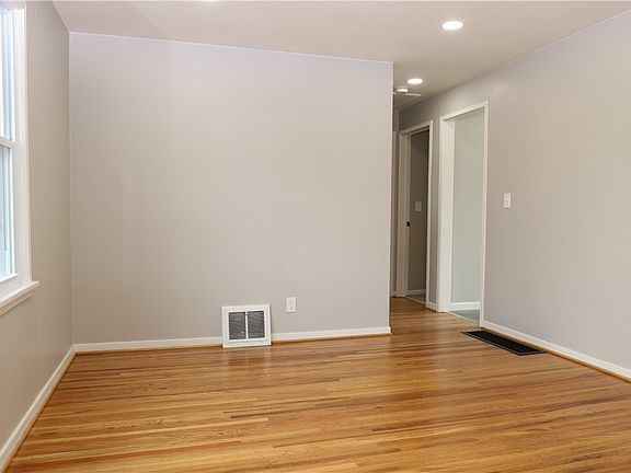 4th image of 91 Vinal Ave