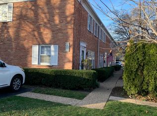 549 Winnetka Ave, Winnetka, IL 60093