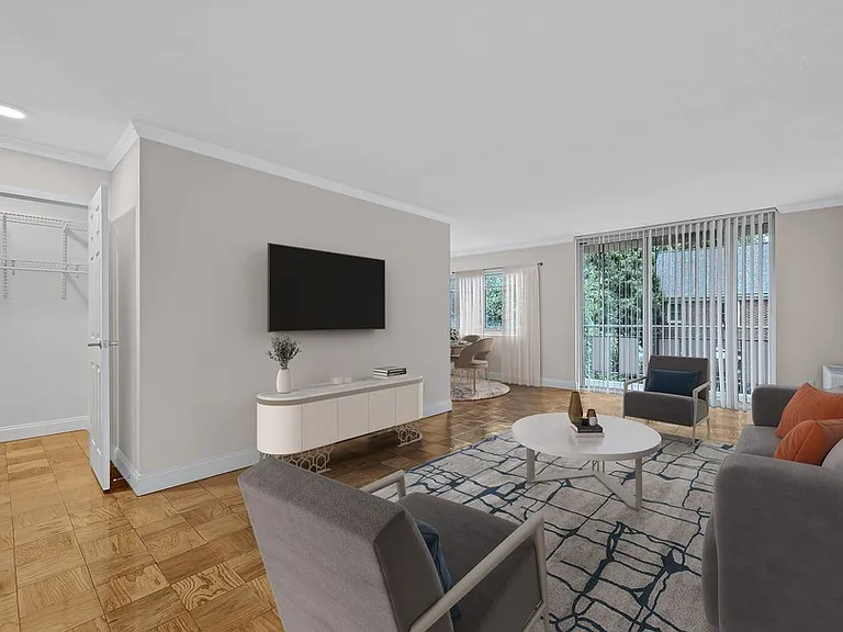 Middlebrooke Apartments — Photo 2