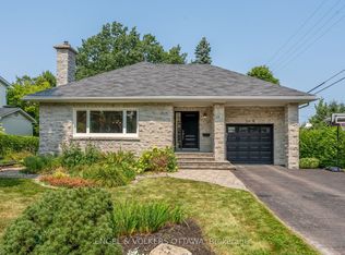 249 Faircrest Rd, Ottawa, ON K1H 5C9