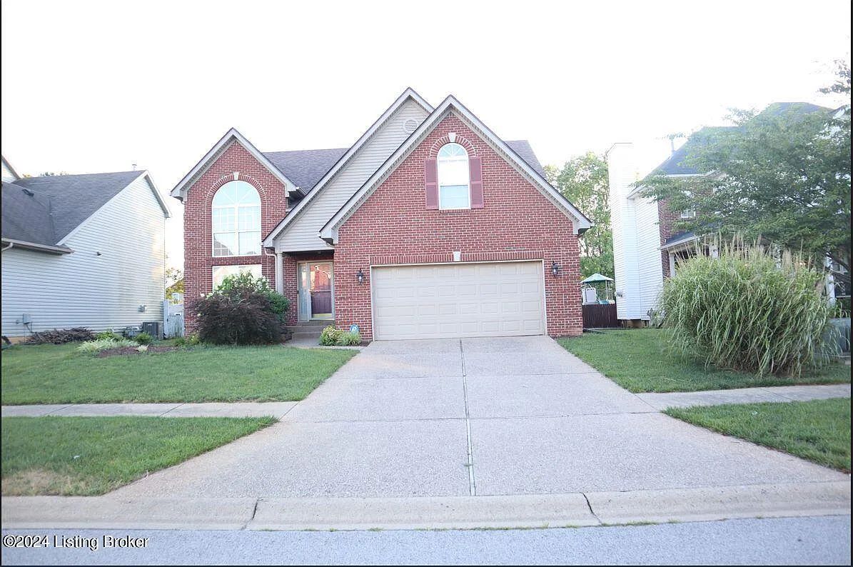 4 bed, 2.5 bath, 2309 sqft, $2,850 — Photo 1