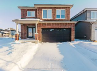896 Sendero Way, Ottawa, ON K2S 2W8