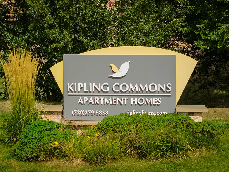 Kipling Commons — Photo 18