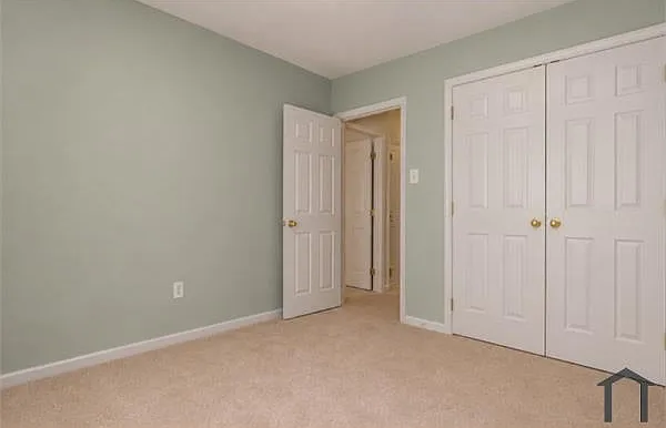 3 bed, 1962 sqft, $3,300 — Photo 3