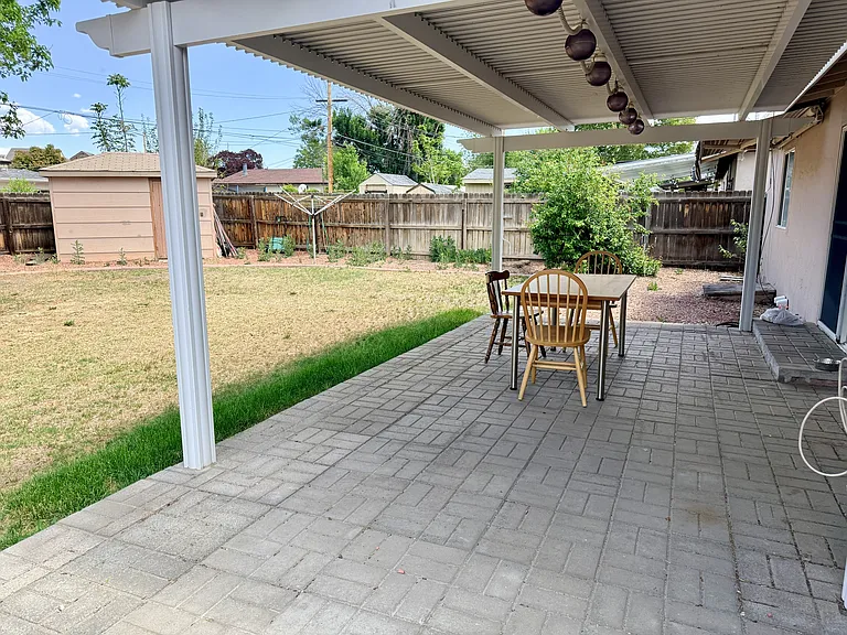 1208 Hermosa Ave — Photo 12
