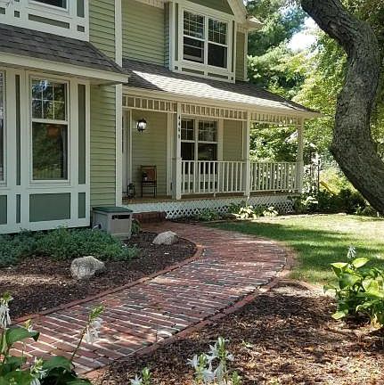 3rd image of 4499 Chateau West Dr