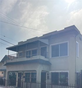 250 W 49th St #2, Los Angeles, CA, 90037