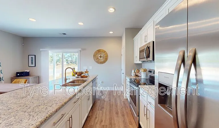2621D Virginia Mae Ln — Photo 10