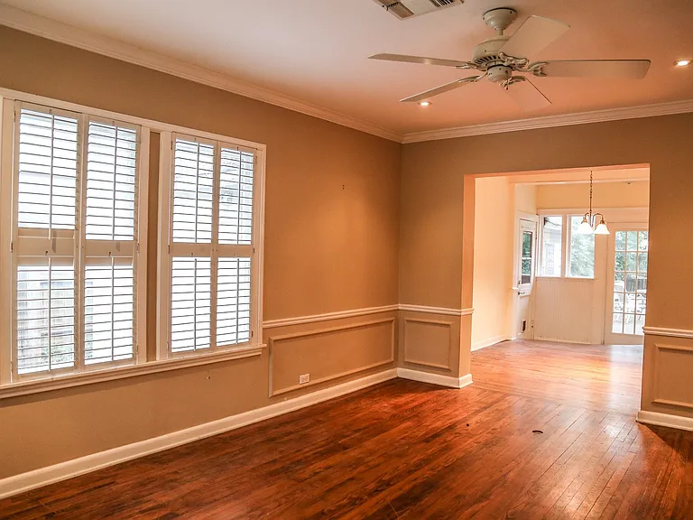135 Tuxedo Ave — Photo 4