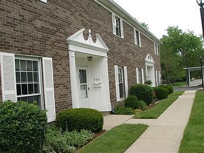 2nd image of 733 Clareridge Ln
