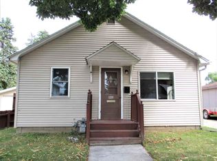 1239 S 11th Ave, Wausau, WI 54401