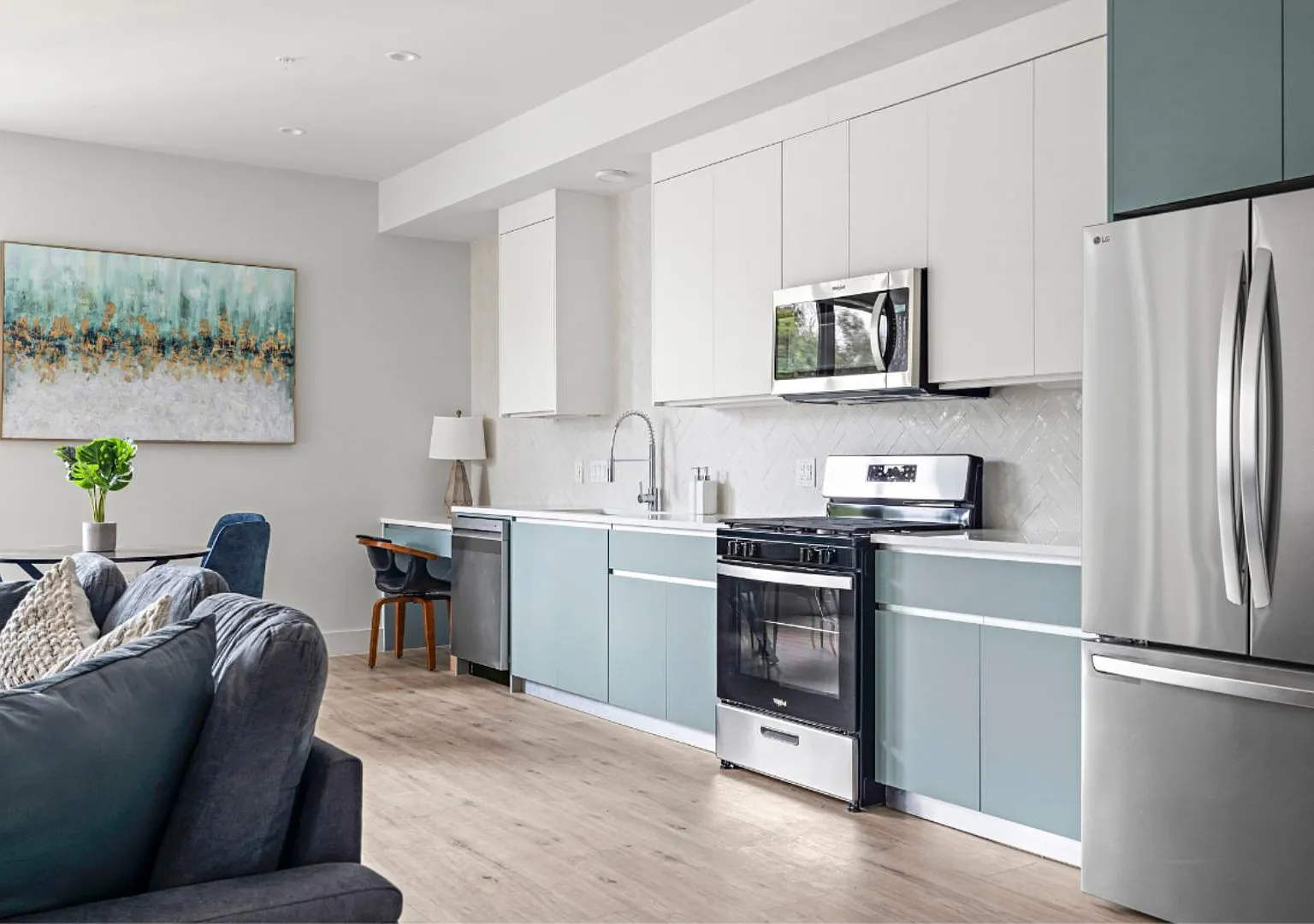 5515 Humming Bird Lane - High-End 1BR Stay Near Downtown Austin (201) — Photo 3