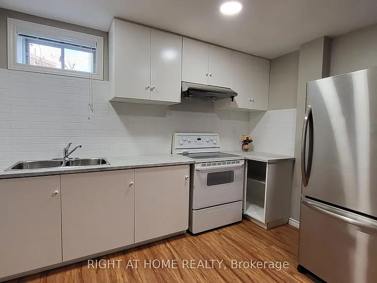 5402 Fasdon Ct #LOWER — Photo 7