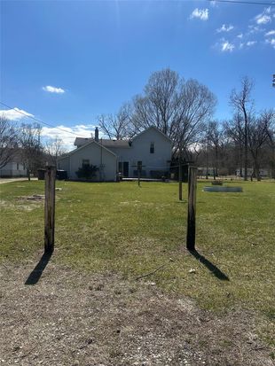 44466 Harris Rd, Belleville, MI 48111