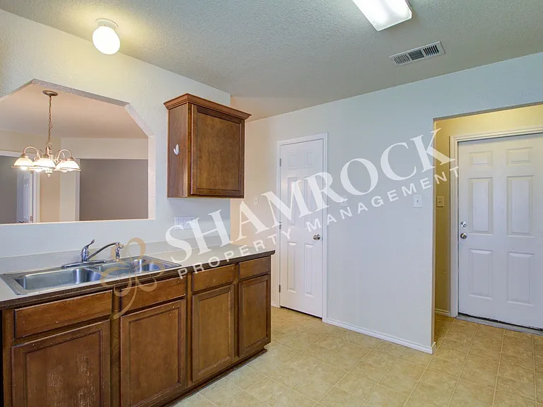 2017 Red Sage Dr — Photo 6