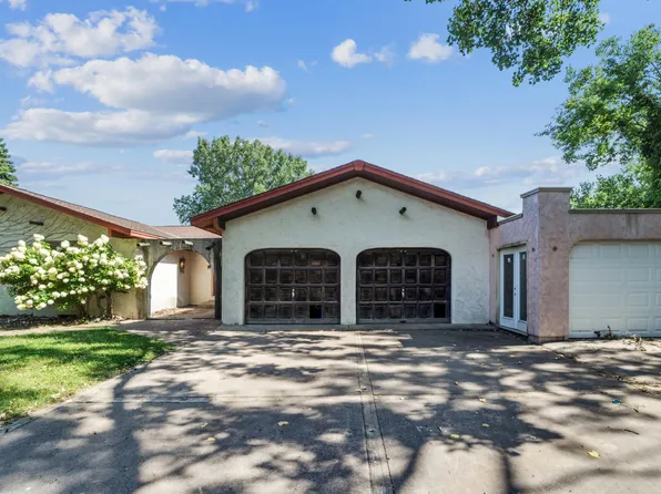 8409 Bayridge Cir, Bloomington, MN 55438