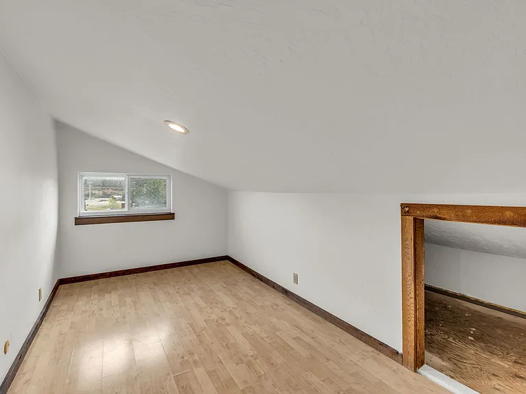 2320 Calumet Cir #B — Photo 9