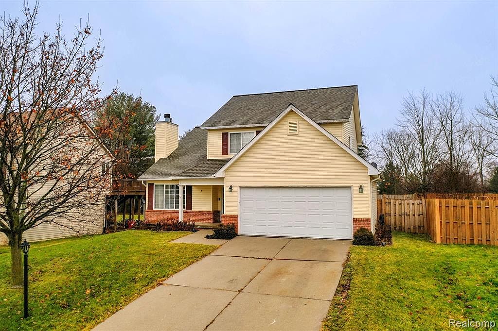 808 Star Dr, Davison, MI 48423 Zillow