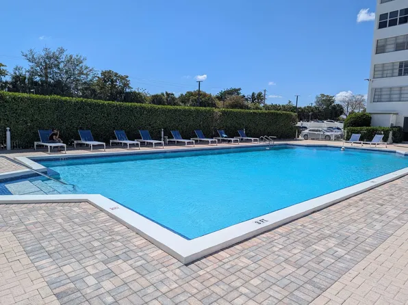 2150 Sans Souci Boulevard #C402, Miami, FL 33181