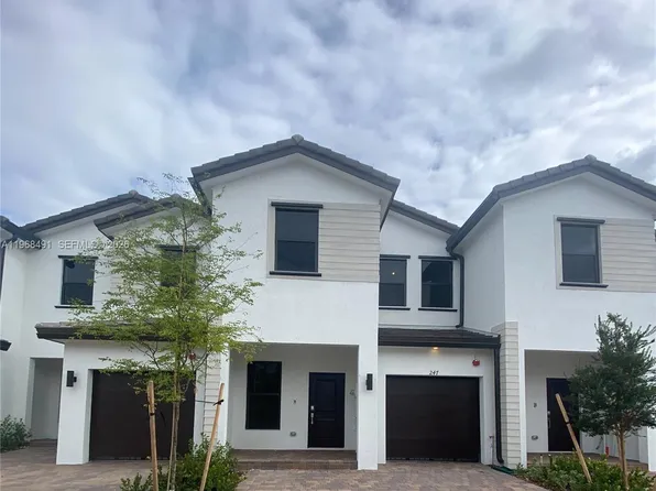 247 SW 159th Pl, Hollywood, FL 33027