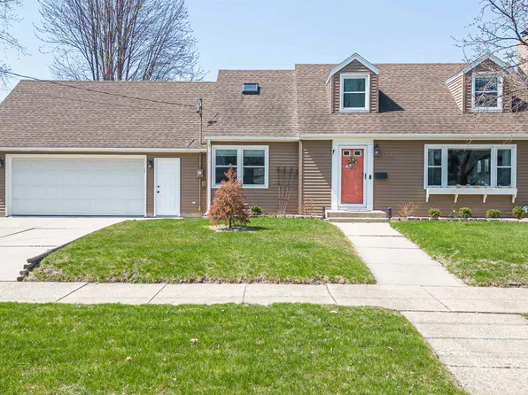 1047 N Ringold St, Janesville, WI 53545