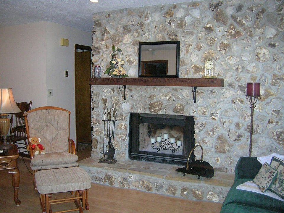 1st image of 3740 NE 18th Ave