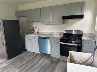 5622 Baynton St, Philadelphia, PA 19144