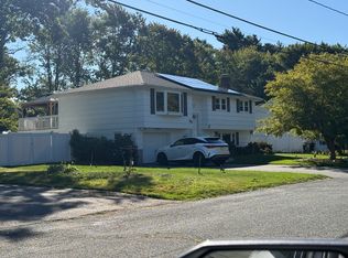 38 Rockland Dr, Brockton, MA 02301
