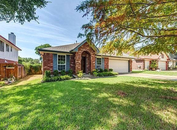 3rd image of 3013 Sesbania Dr