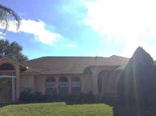 1492 Alberni St NW, Palm Bay, FL 32907