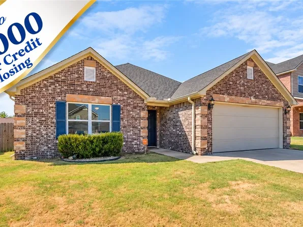 1256 Canyon Gate Dr, Siloam Springs, AR 72761