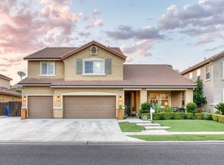 677 Everglade Ave, Clovis, CA 93619