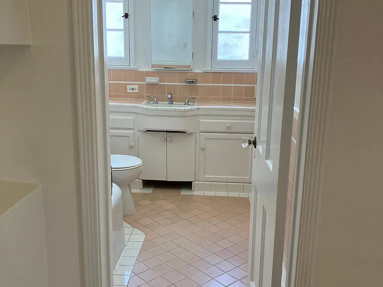 442 N Spaulding Ave #442 — Photo 17