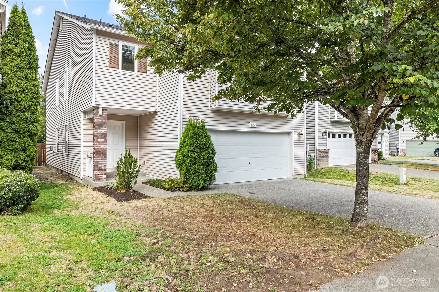 17912 97th Lane E photo 1