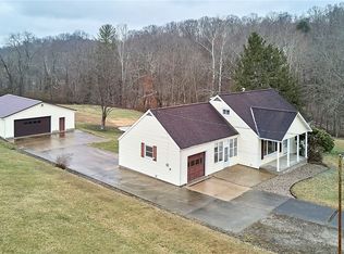 613 S Court St, Harrisville, WV 26362