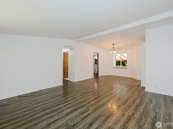 5th image of 6525 SE Skycrest Lane