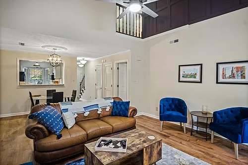 10425 Ravenbrook Ln Photo 1