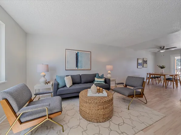 9568 W 56th Pl, Arvada, CO 80002