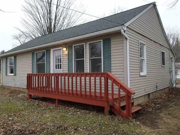 1107 Harriet St, Mount Morris, MI 48458