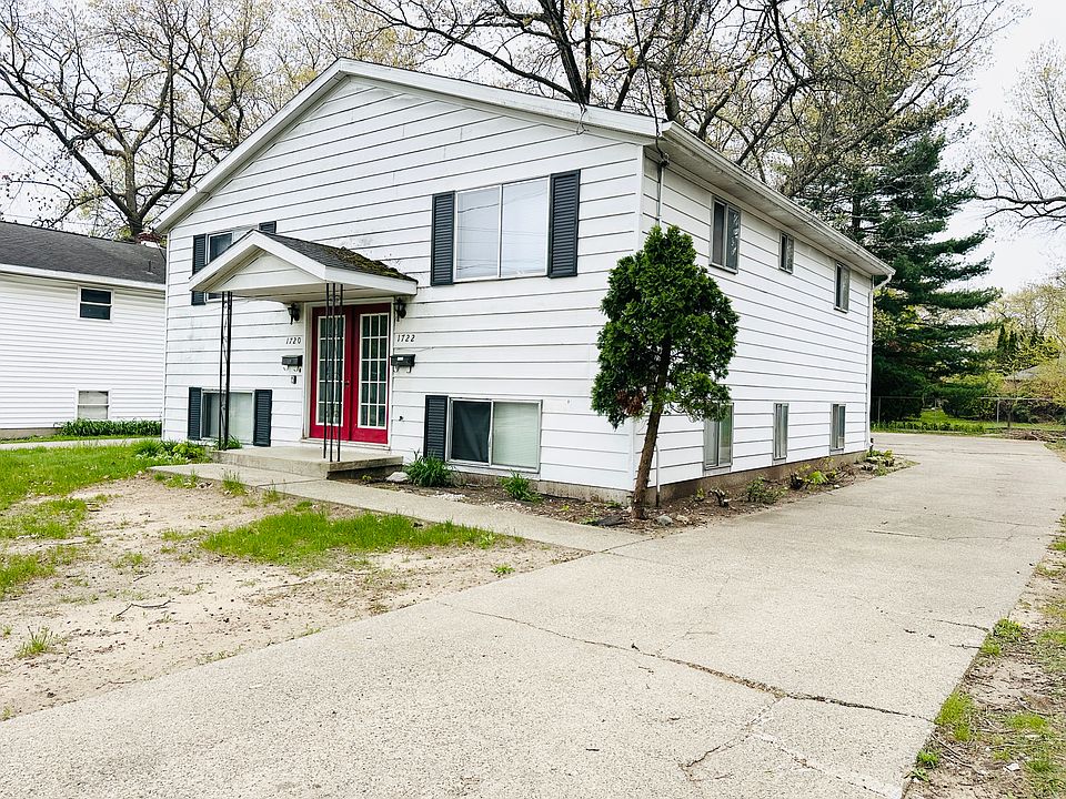 1st image of 1720 32nd St SW #1720