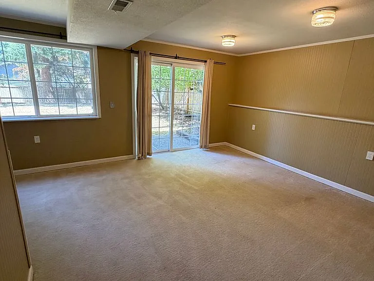 15802 SE 47th St — Photo 23
