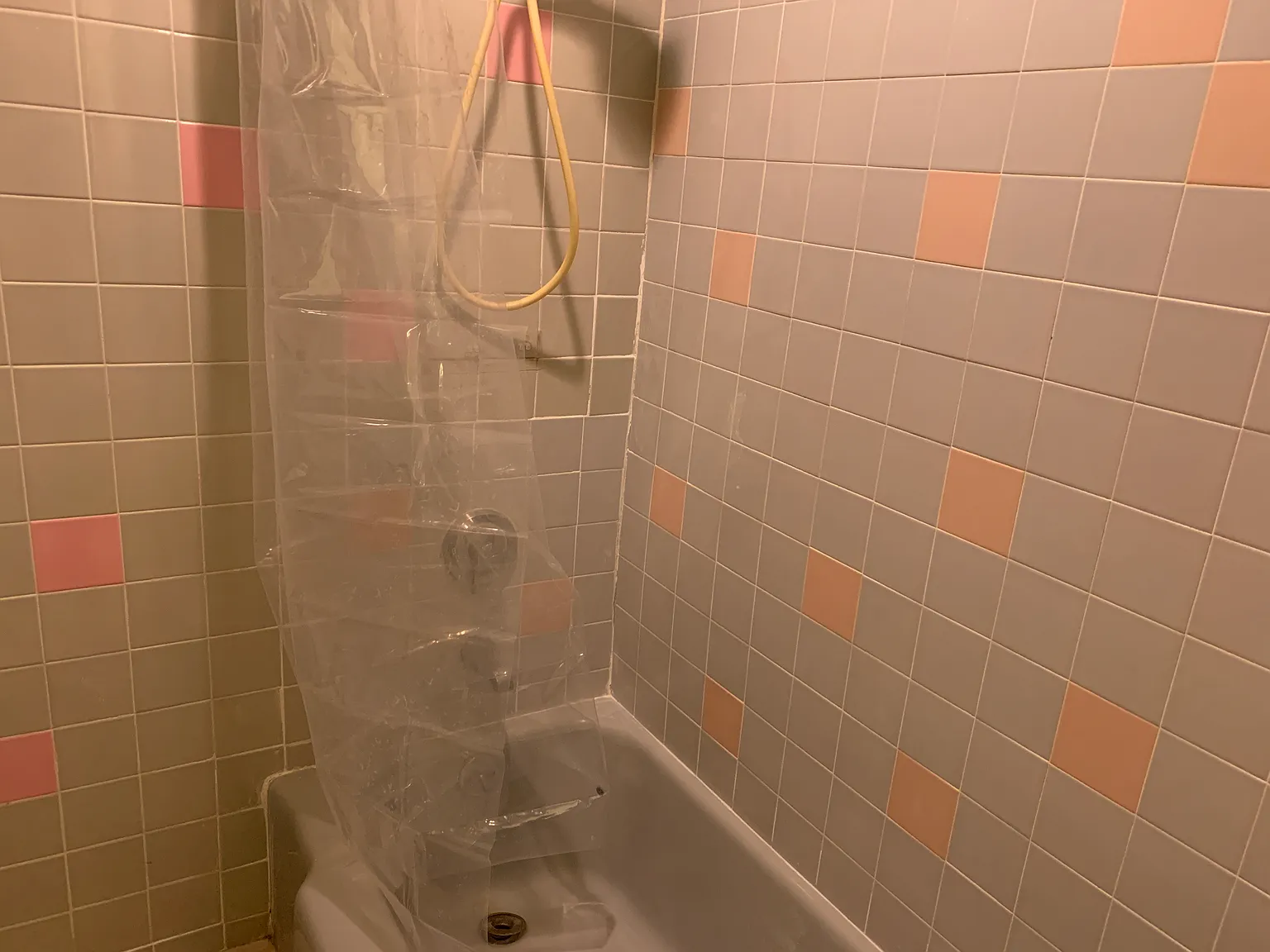 3 bed, 9999 sqft, $4,500 — Photo 1