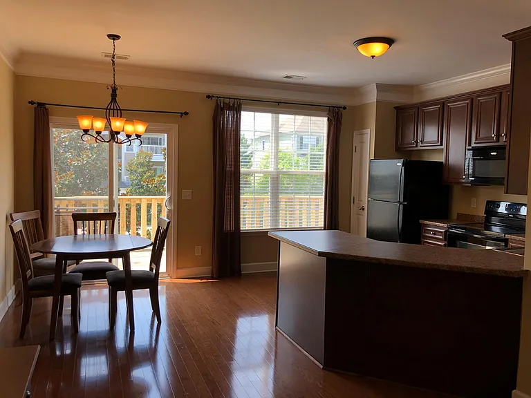8218 Lenox Creekside Dr — Photo 7