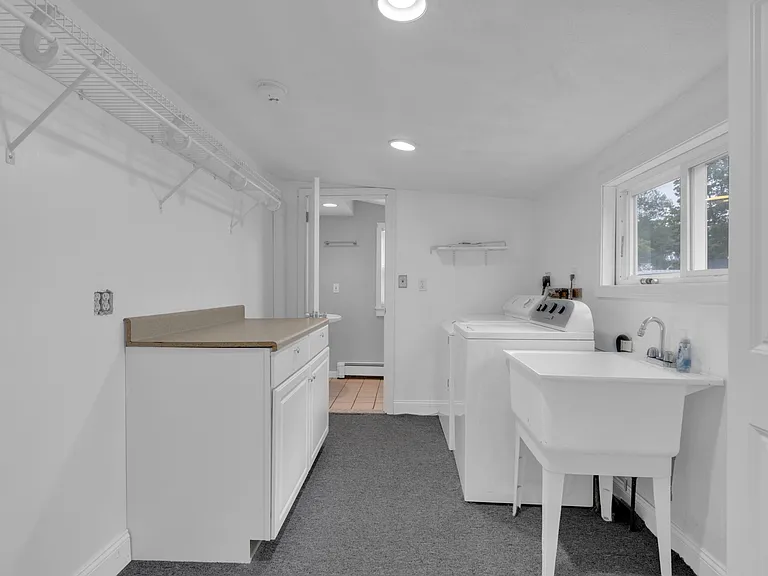 102 Orange St — Photo 12