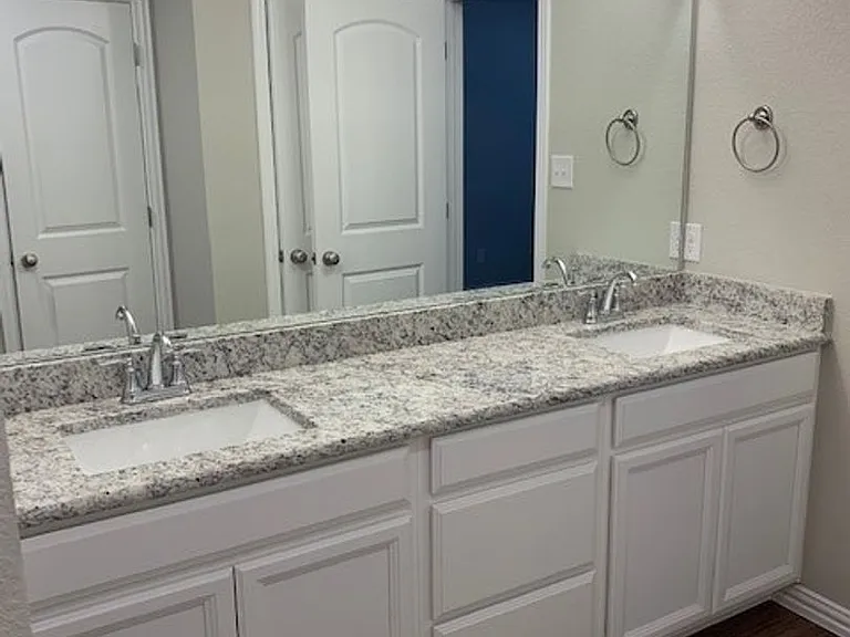 136 Arnold Ave — Photo 14