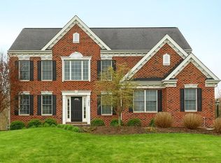 305 Apricot Ct, Cranberry Township, PA 16066